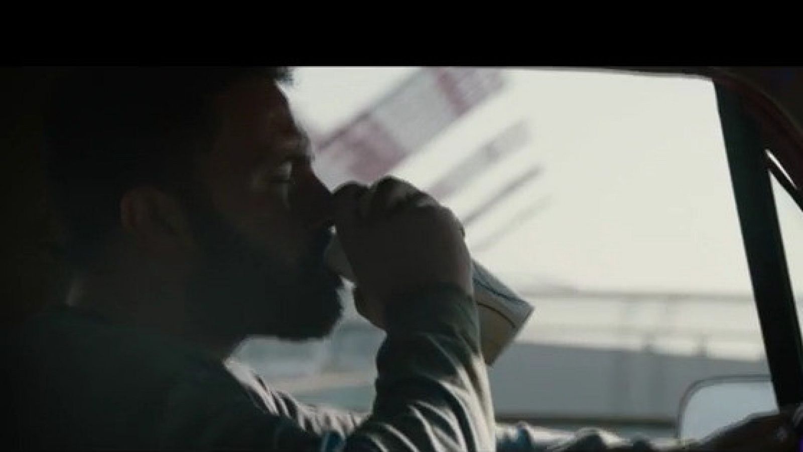 Ben Affleck protagoniza 'The way back', la historia de un exjugador de baloncesto atrapado por sus adicciones | Ver