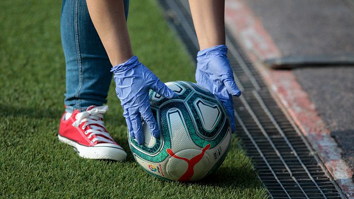 Telediario 1 - Competición decide que el Dépor-Fuenla se juegue el miércoles a la espera de resolver el expediente disciplinario