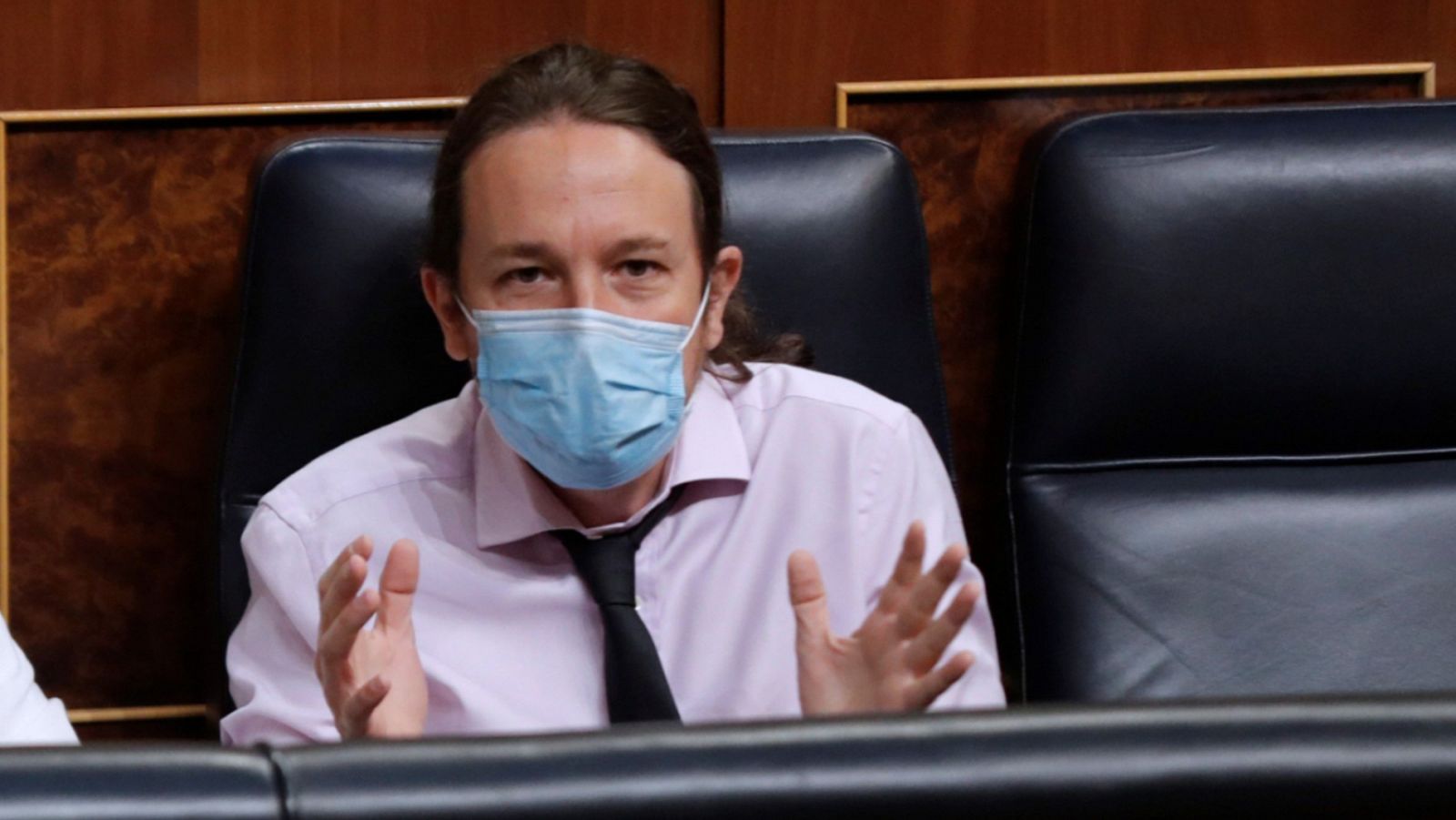 Iglesias considera "inaceptable" la marcha de España del rey emérito 