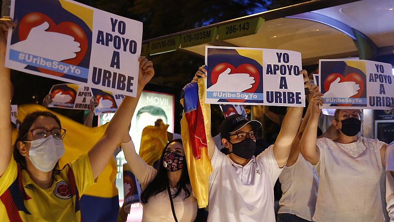 La detención domiciliaria del expresidente colombiano Álvaro Uribe causa un terremoto político