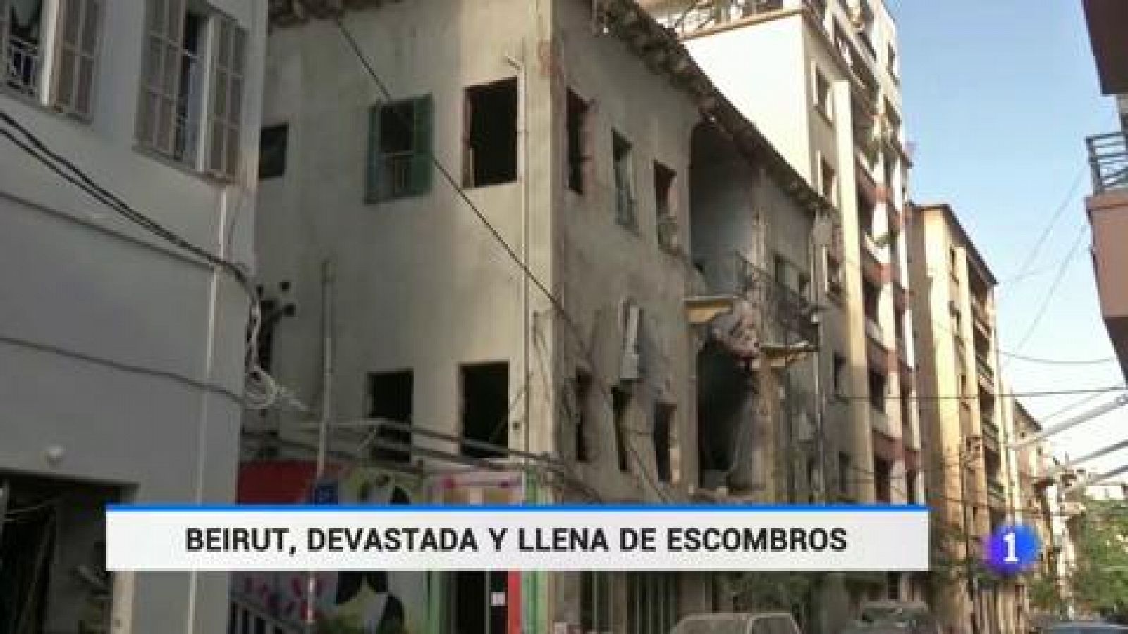 Telediario 1: Beirut, devastada y llena de escombros tras la explosión en el puerto, clama contra los políticos corruptos | RTVE Play