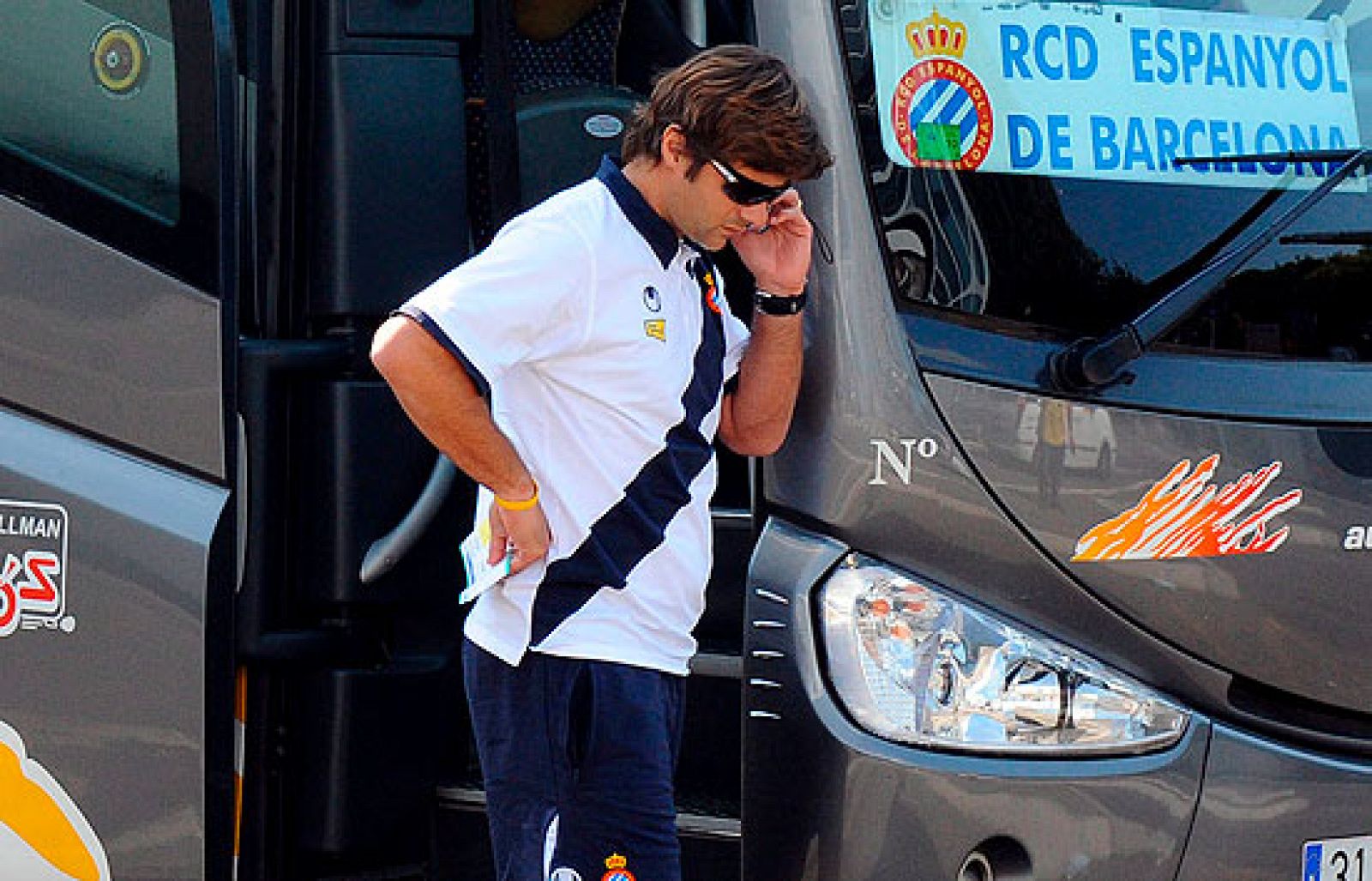 El Espanyol ha regresado de Italia tras el trágico suceso del fallecimiento de su capitán y compañero, Daniel Jarque.