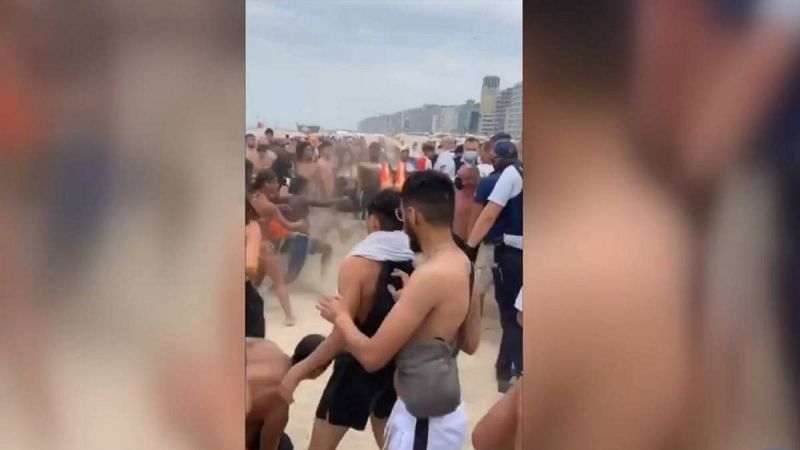 Batalla campal en una playa de Bélgica por unos jóvenes que no guardaban las medidas contra el coronavirus