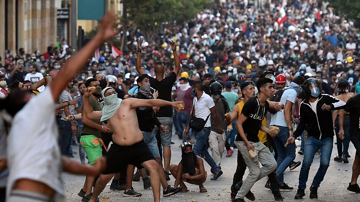Informativo 24h - Líbano sufre una grave crisis con protestas en las calles y dimisiones de ministros
