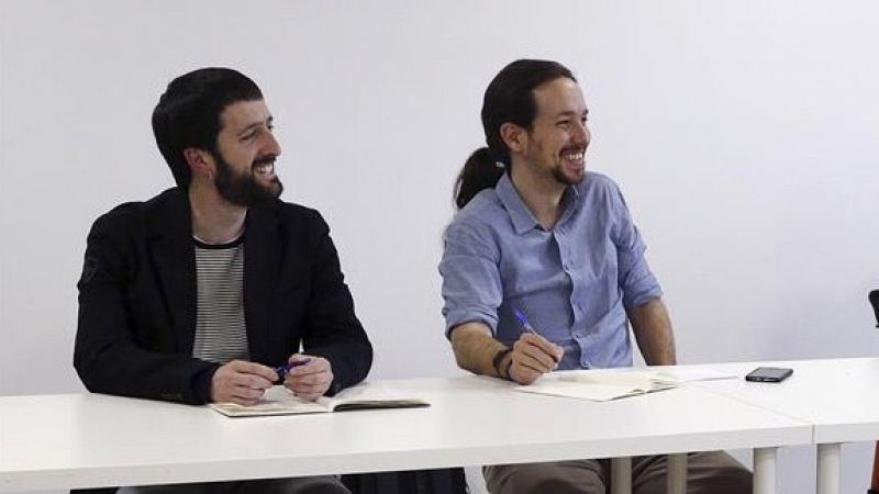 El juez imputa al responsable de campañas, al tesorero y a la gerente de Podemos por la financiación del partido