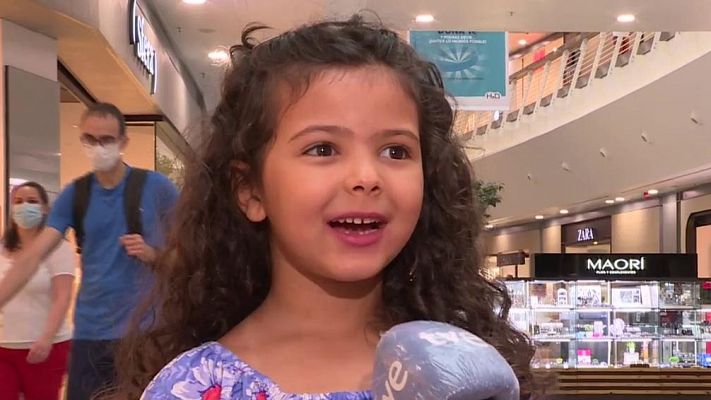 Telediario 1 - Con la pandemia los niños quieren ser sanitarios, policías o bomberos