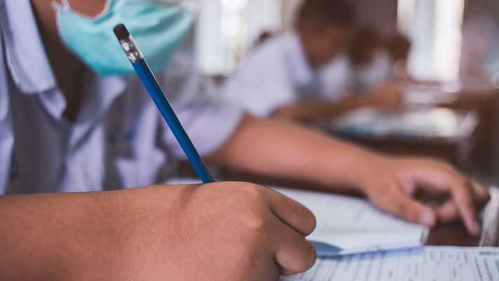 Informativo 24h - Directores de Secundaria: "Podemos tener escolarizados a jóvenes que tengan la COVID-19, pero que no lo manifiesten"
