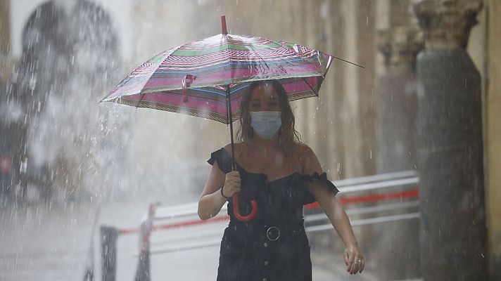 Chubascos y tormentas en el norte de Galicia y Cantábrico occidental