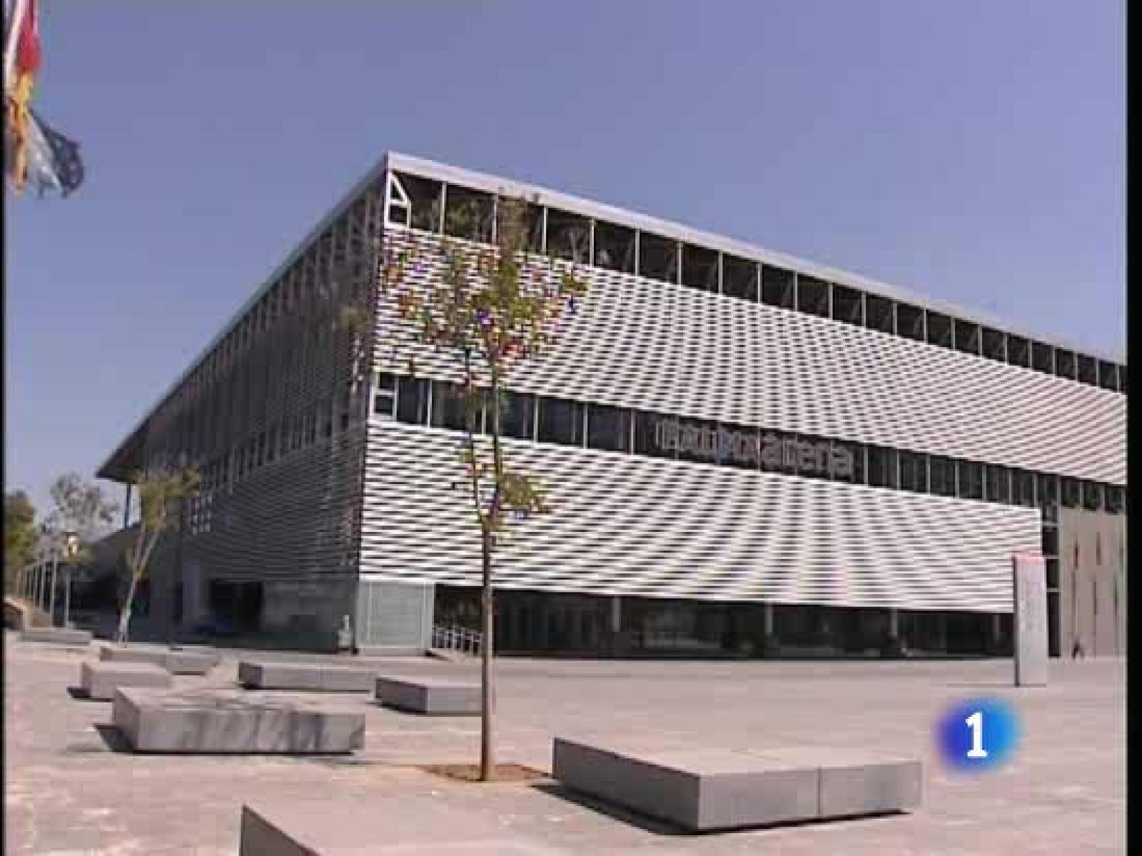 PP y PSOE han vuelto a cruzarse críticas sobre las actuaciones de la fiscalía y la policía en los presuntos casos de corrupción | Ver