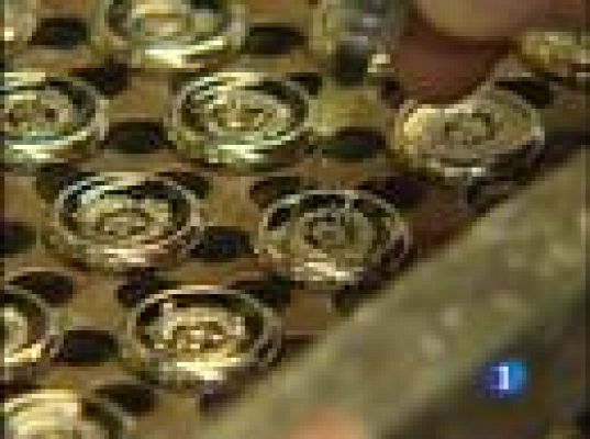 Telediario 1 - Botones de alta costura