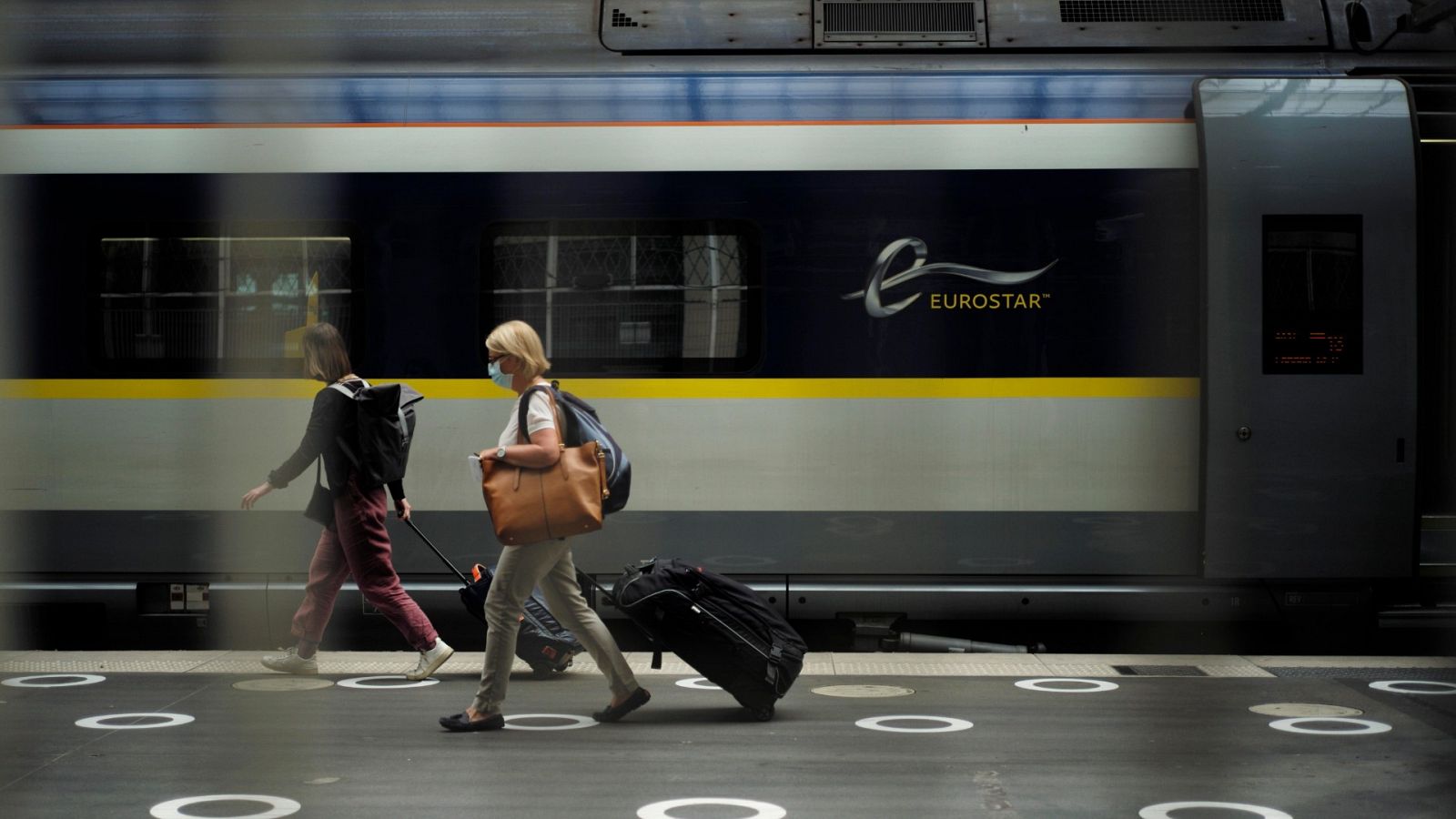 Cuarentena británica para los viajeros de Francia