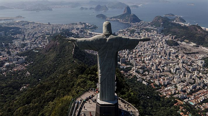 Brasil reabre sus atracciones turísticas más emblemáticas a pesar de que la pandemia sigue sin control