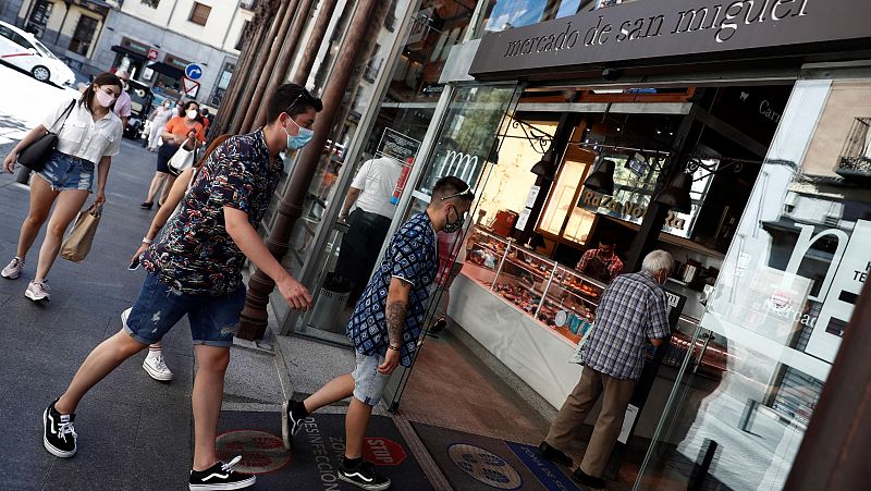 La ausencia de turistas lastra la recuperación del comercio en el centro de las ciudades