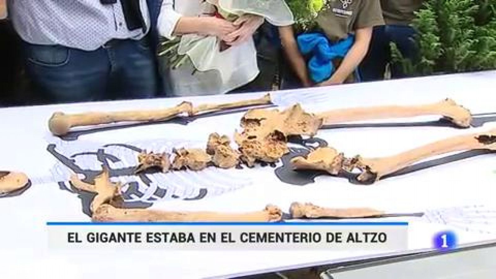 Localizados Los Restos Del Gigante De Altzo En El Cementerio Local