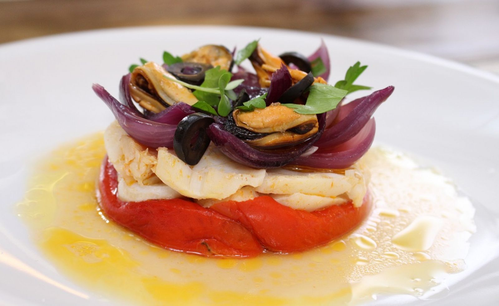 Ensalada de bacalao y pimientos asados 