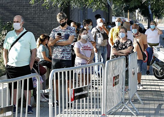 Telediario 1 - Los cribados masivos, una estrategia que podría no ser efectiva ni rigurosa