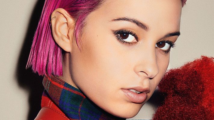 Telediario 1 - Las revistas de moda llenan sus portadas de jóvenes promesas