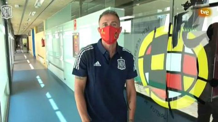 Fútbol - Luis Enrique renueva la selección