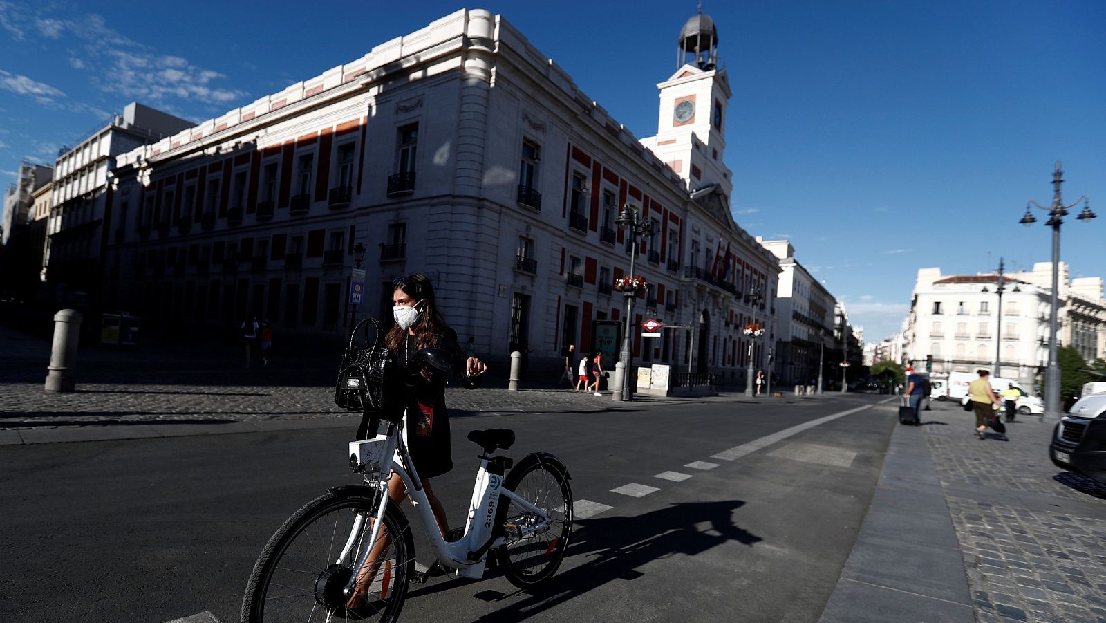 Los coches pasan a la historia en la Puerta del Sol de Madrid