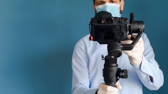 Telediario 1 - 'Influencers' para frenar la expansión del virus entre los más jóvenes