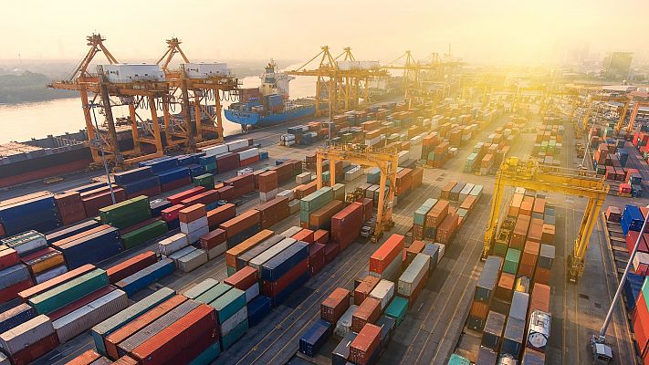 Telediario 1 - Fuerte caída de las exportaciones por el coronavirus