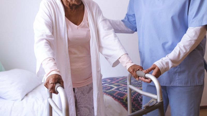 Un brote en una residencia de Lugo deja dos muertos y más de 50 positivos