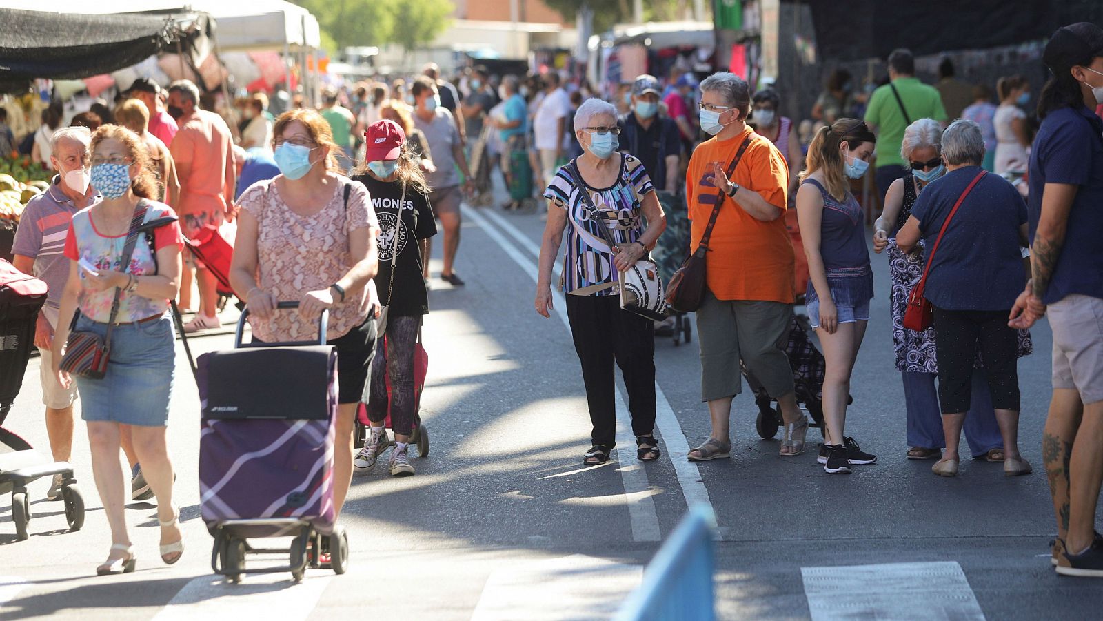 Desconcierto entre los madrileños tras la anulación de las medidas impuestas por la comunidad