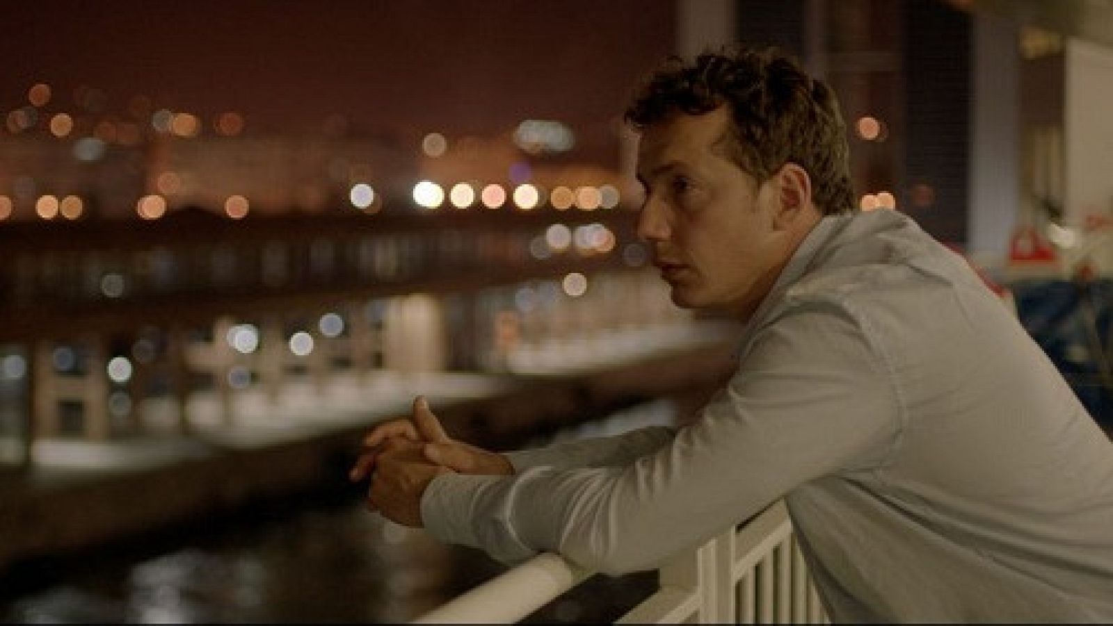 'A este lado del mundo', dirigida por David Trueba, retrata el drama de la inmigración en Melilla - Modo Digital | Ver