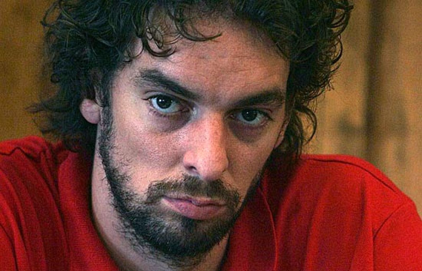 Pau Gasol, que ha sido operado de una lesión en el dedo y estará tres semanas de baja, ha anunciado su intención de participar en el Europeo de Polonia del próximo mes de septiembre.