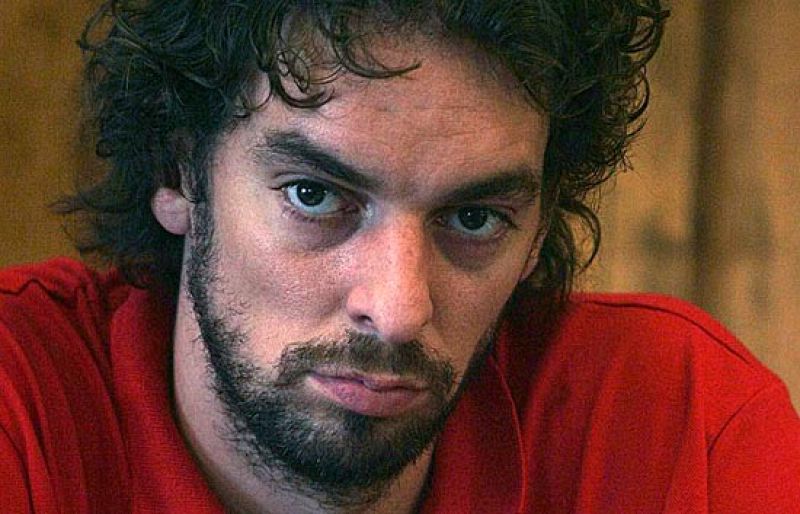 Pau Gasol, que ha sido operado de una lesión en el dedo y estará tres semanas de baja, ha anunciado su intención de participar en el Europeo de Polonia del próximo mes de septiembre. 