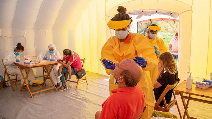 Telediario 1 - La curva de contagios continúa al alza con Madrid a la cabeza