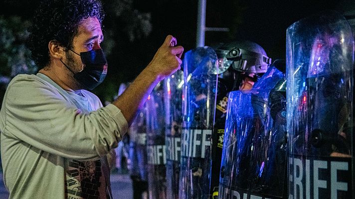 Telediario 1 - Un adolescente, acusado de dos muertes en Wisconsin