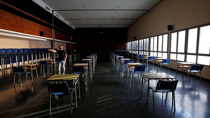 Especial Coronavirus - Simón: "No es lo mismo cerrar un aula que todo el colegio"