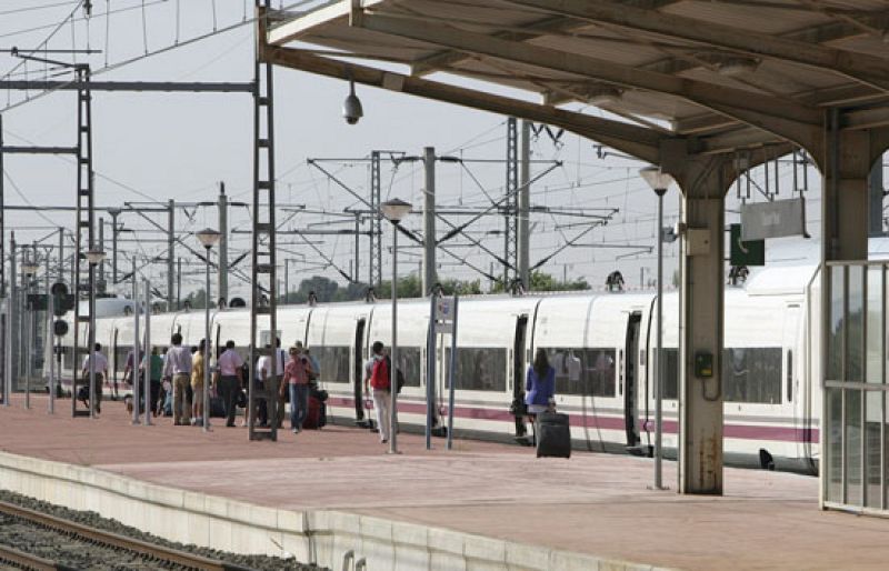 La línea del AVE Madrid-Andalucía va recuperando la normalidad