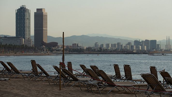 Telediario 1 - Funcionan las medidas antibotellón en Barcelona impuestas para frenar los contagios de coronavirus
