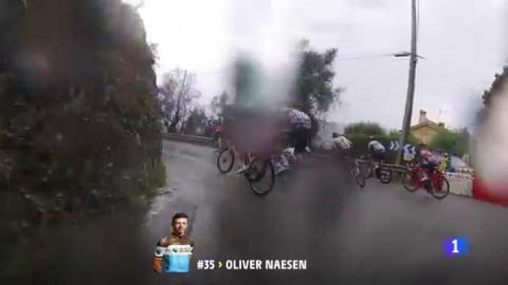 Telediario 1 - Tour 2020: Los españoles Valls o De la Cruz, entre los peor parados por las caídas de la etapa 1