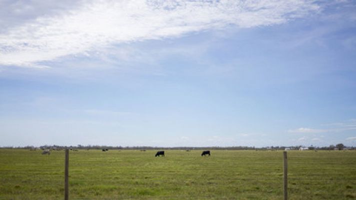 El tiempo - Cielos con nubes de evolución en los tercios norte y este  peninsulares