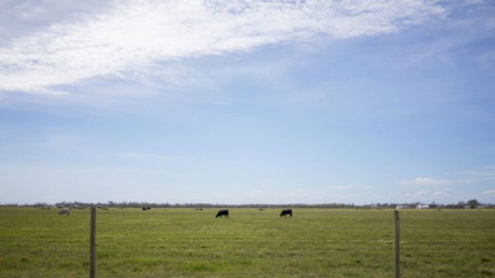 Cielos con nubes de evolución en los tercios norte y este  peninsulares