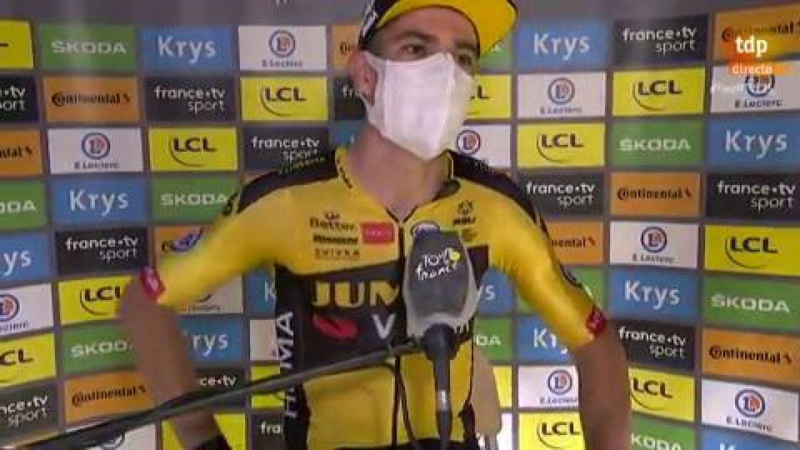 Van Aert: "Ha sido la etapa más fácil de mi vida, sin escapada y con poca velocidad"