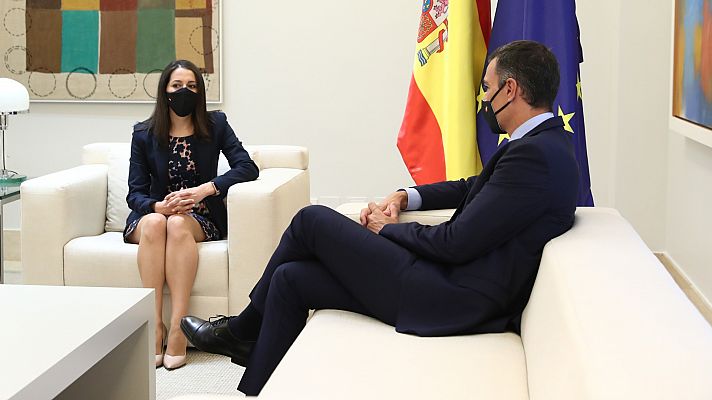 Arrimadas apela al "entendimiento" y a "arrimar" el hombro para salir de la crisis