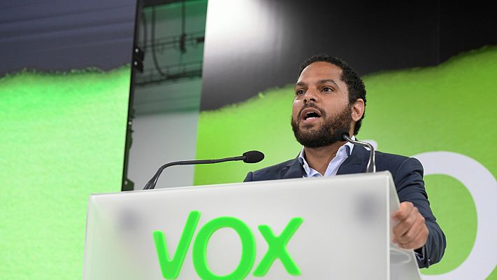 Telediario 1 - Increpan a dos diputados de Vox en Barcelona