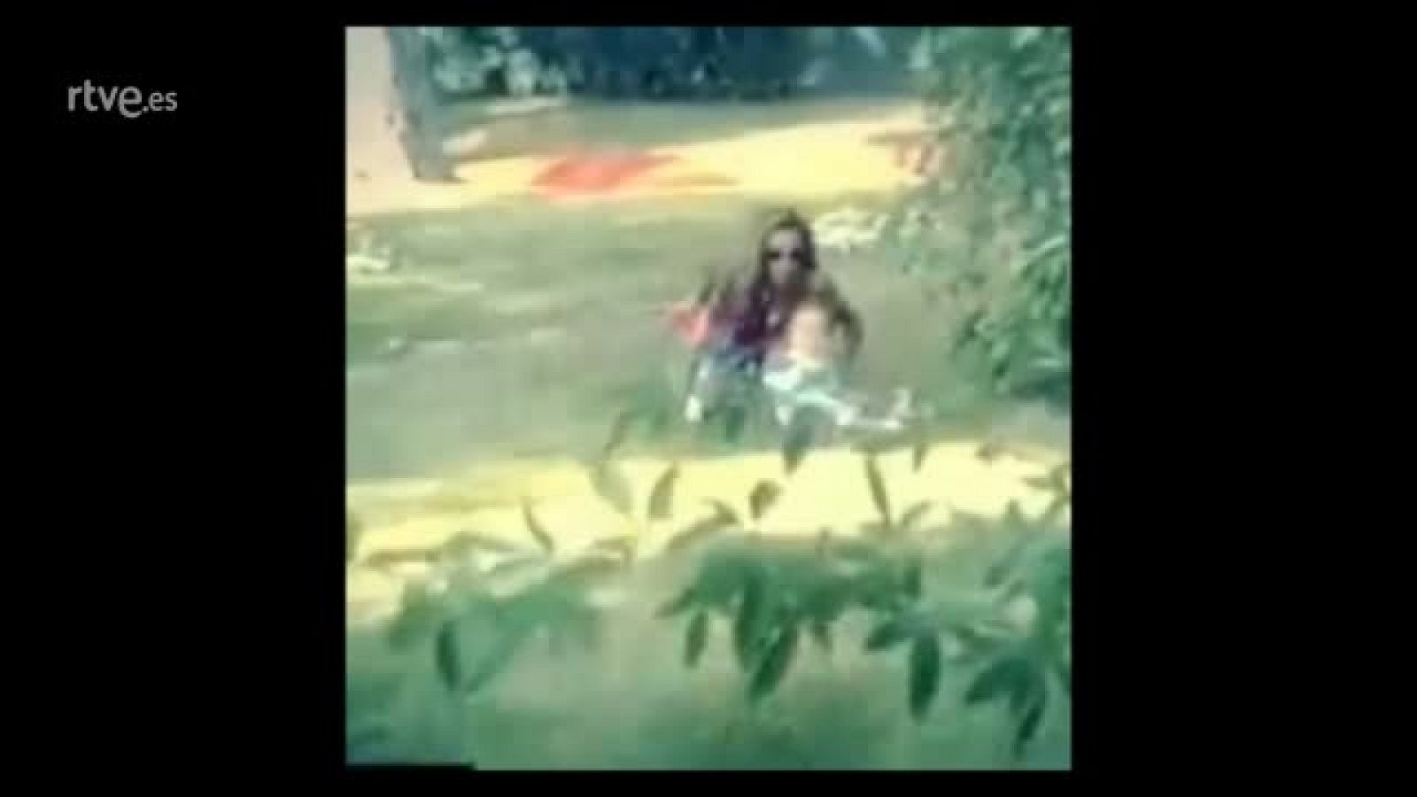 Ana Obregón | Vídeos caseros de la niñez de Álex Lequio | Ver