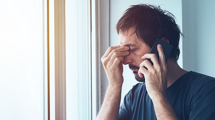 Telediario 1 - Los trámites administrativos durante la pandemia: un laberinto de llamadas sin respuesta