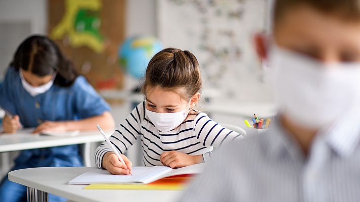 Incertidumbre entre padres y docentes en la vuelta al cole