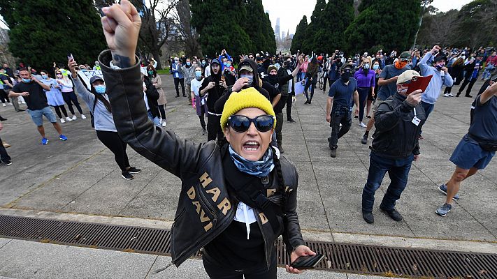 Las protestas negacionistas del coronavirus se extienden por el mundo