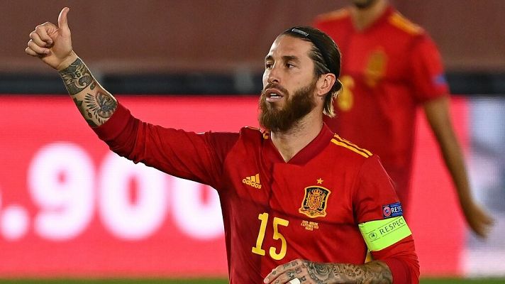 UEFA Nations League - Ramos amplía la ventaja de cabeza (2-0)