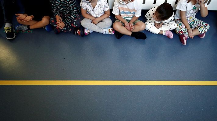 Telediario 1 - Preocupa el impacto de la vuelta a las aulas mientras España sigue en fase ascendente de casos