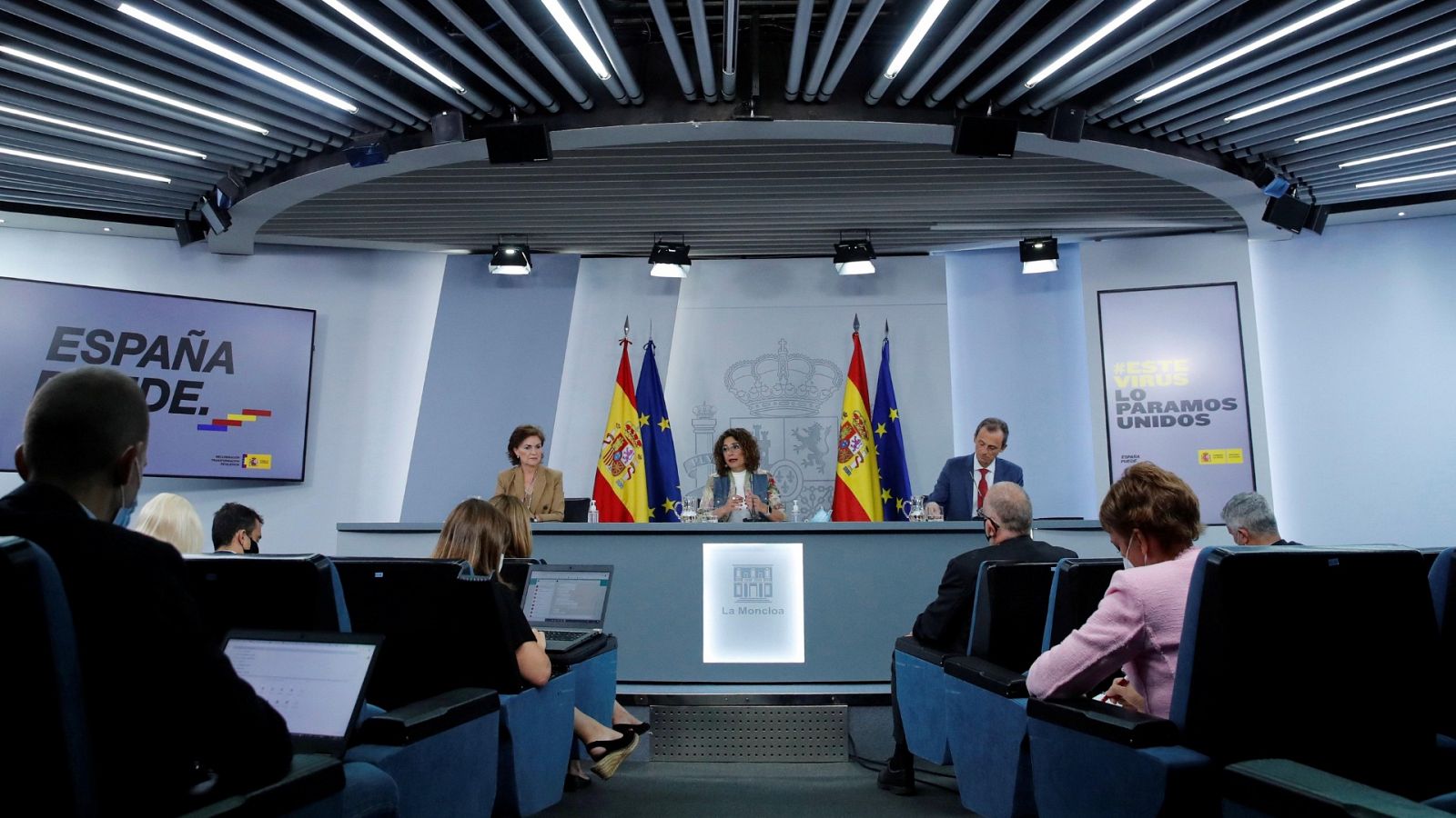 Calvo avanza que habrá un "plan de exhumaciones con recursos públicos" de las víctimas "que lucharon contra el fascismo"