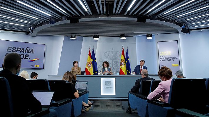 Especiales informativos - Calvo avanza que habrá un "plan de exhumaciones con recursos públicos" de las víctimas "que lucharon contra el fascismo"