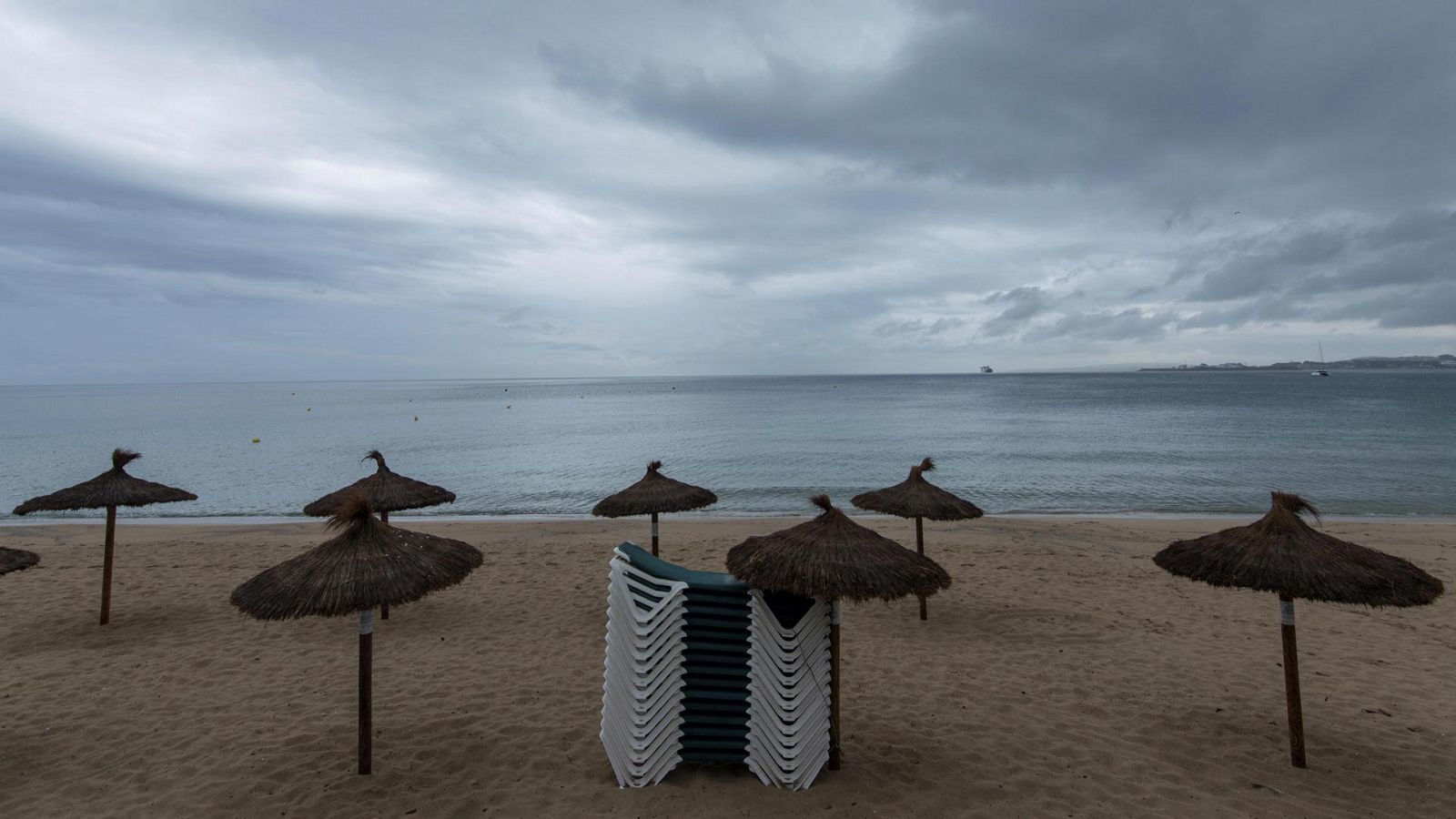 Chubascos y tormentas localmente fuertes en Baleares - Ver ahora
